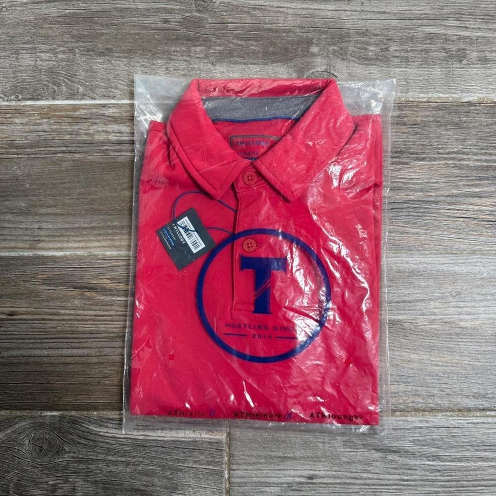 Red Twillory athleisure polo shirt size Small NWTs